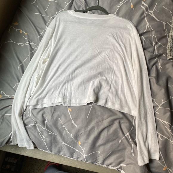 White cropped long sleeve - Picture 2 of 2